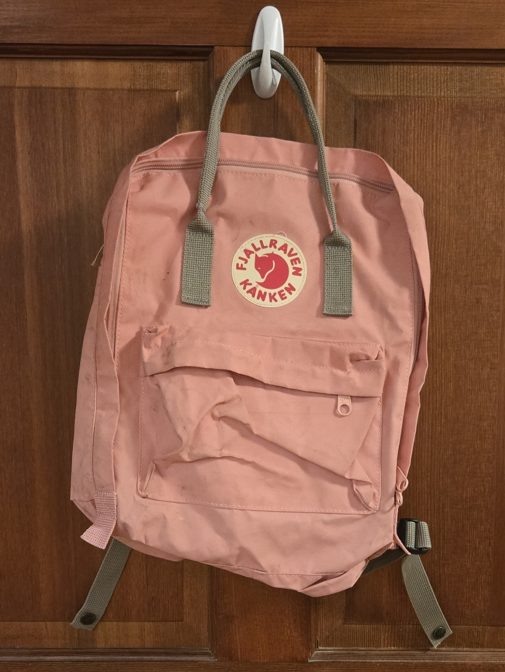 Fjallraven Kanken Backpack in Dusty Pink with Gray Straps